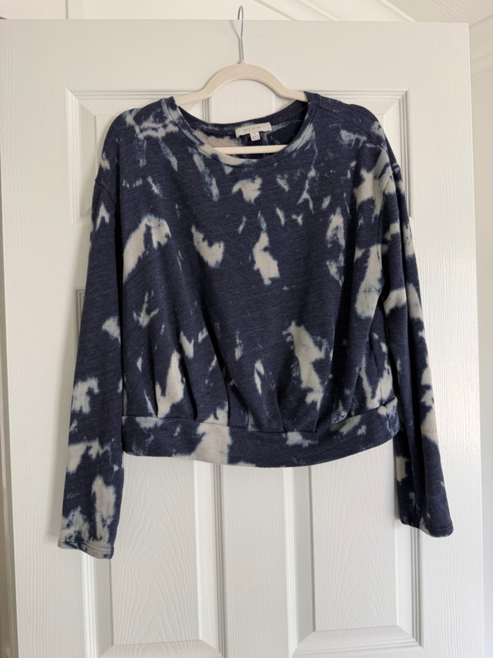 Eri + Ali Tie-Dye Crewneck lightweight Sweatshirt - Navy & gray